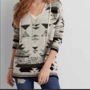 American Eagle outfitters size M tribal print knit hoodie